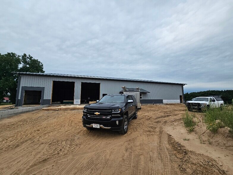 More Photos Of 7899 Prill Rd, Eau Claire Industrial For Lease