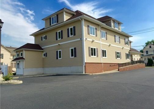 More Photos Of 190 Pulaski Ave, Sayreville Medical For Lease