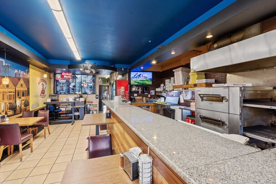 More Photos Of 2210 S El Camino Real, San Mateo Storefront For Sale