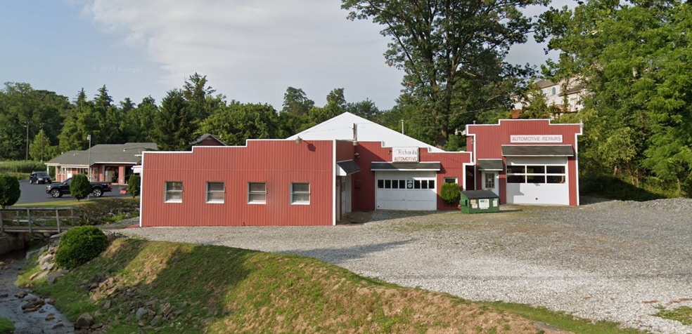 More Photos Of 669 Gaumer Rd, New Cumberland Industrial For Sale