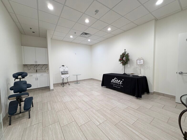 More Photos Of 90 W Mount Pleasant Ave, Livingston Freestanding For Lease