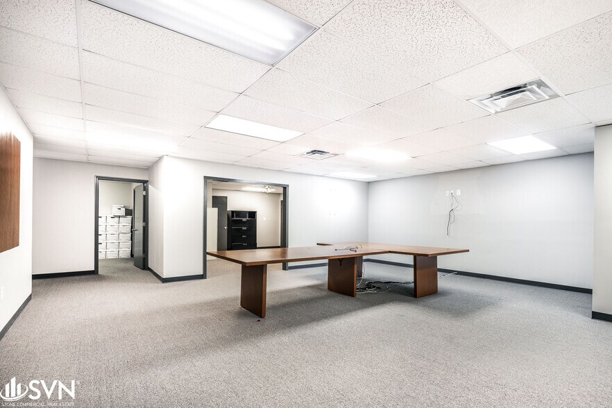 More Photos Of 125 Macarthur Ct, Nicholasville Manufacturing For Lease