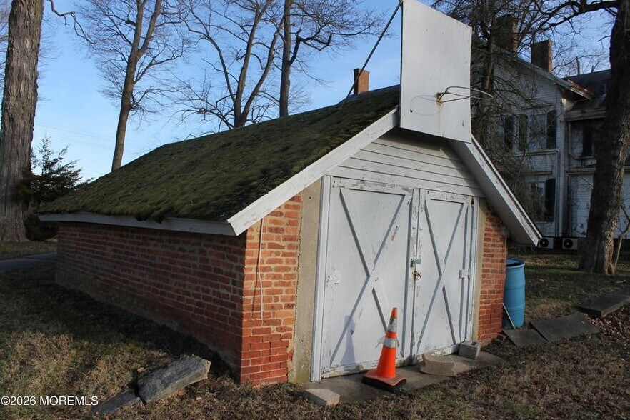 More Photos Of 184-186 NJ-34 Hwy, Holmdel Shelter For Sale