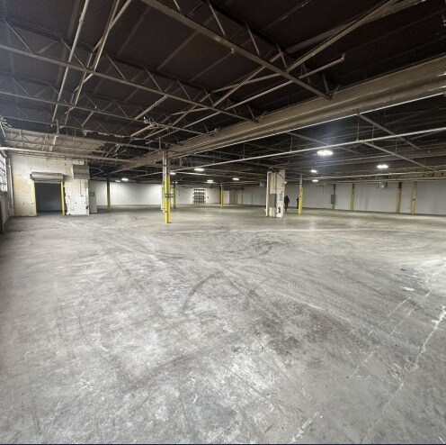 More Photos Of 1023 Cernan Dr, Bellwood Industrial For Sale