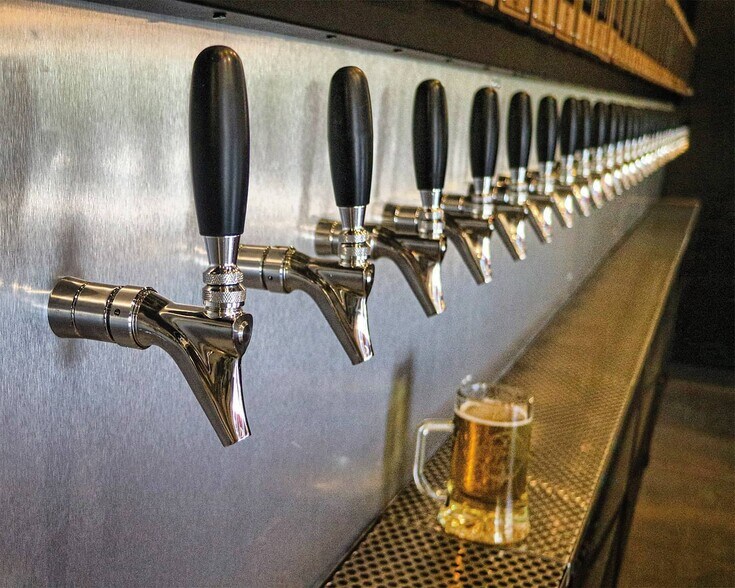 More Photos Of 10488 W Centennial Rd, Littleton Warehouse For Lease