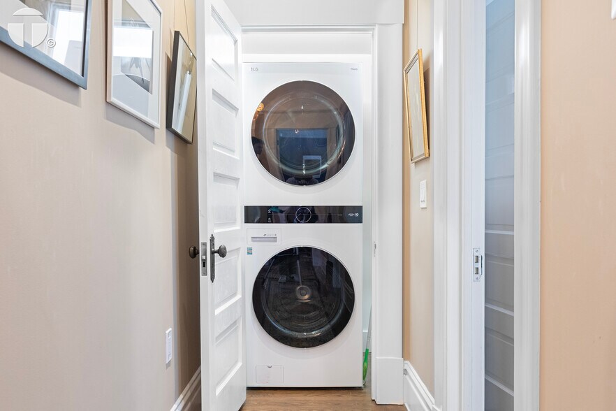 More Photos Of 2220 Capitol Ave, Sacramento Apartments For Sale