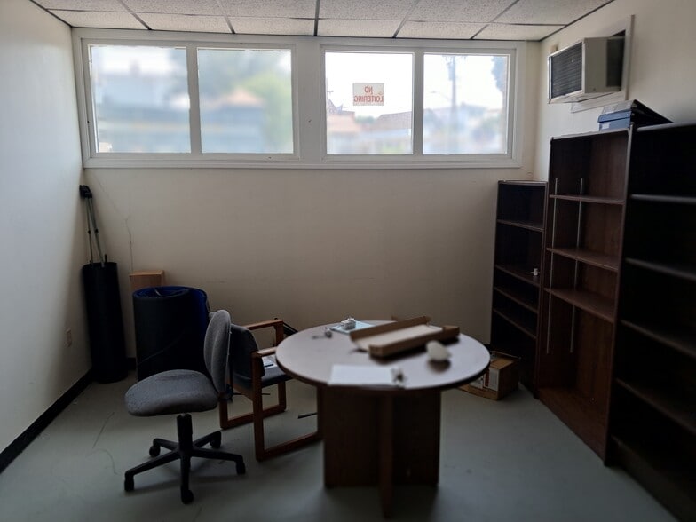 More Photos Of 418 Bridge St, Lowell Office For Sale