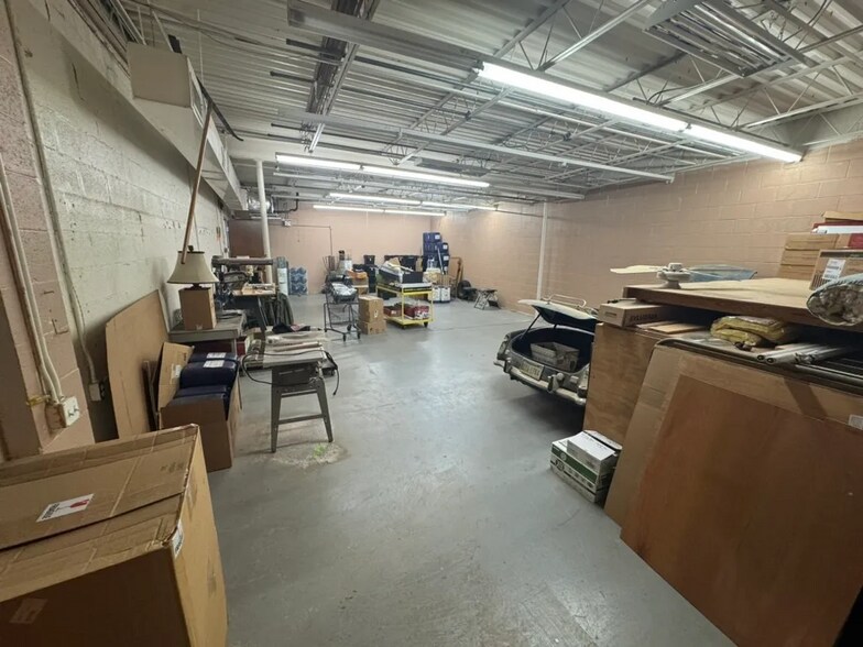 More Photos Of 1010 N Virginia Ave, Oklahoma City General Retail For Sale