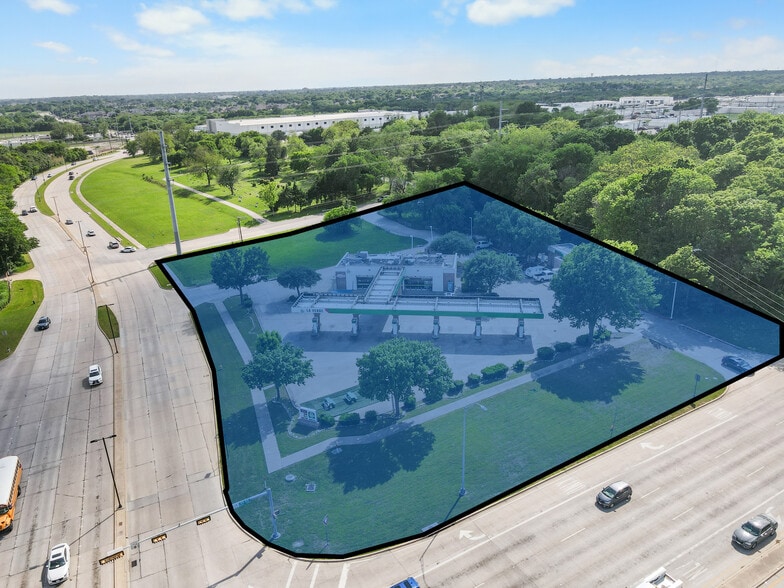 More Photos Of 2002 State Highway 66, Garland Service Station For Sale