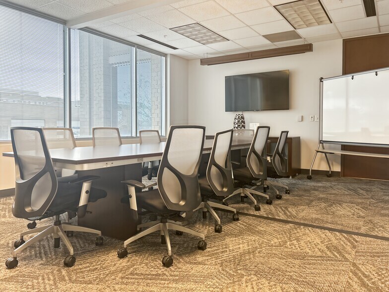 More Photos Of 3440 Toringdon Way, Charlotte Coworking Space