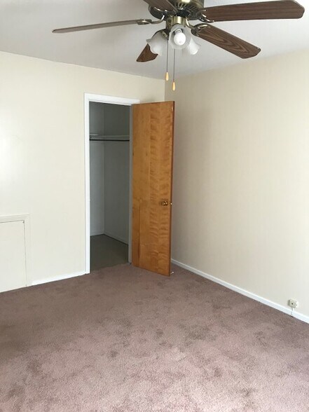 More Photos Of 2360 Noble Rd, Cleveland Heights Apartments For Sale