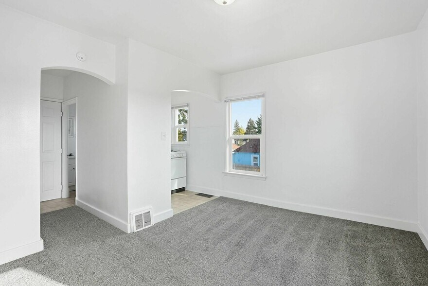 More Photos Of 1704-1712 N Ash St, Spokane Apartments For Sale