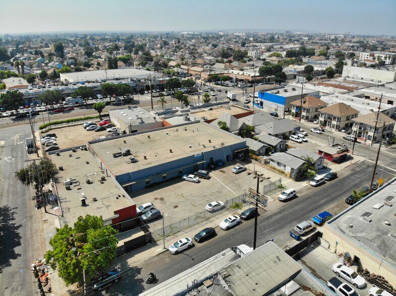 More Photos Of 1010 E 18th St, Los Angeles Warehouse For Sale