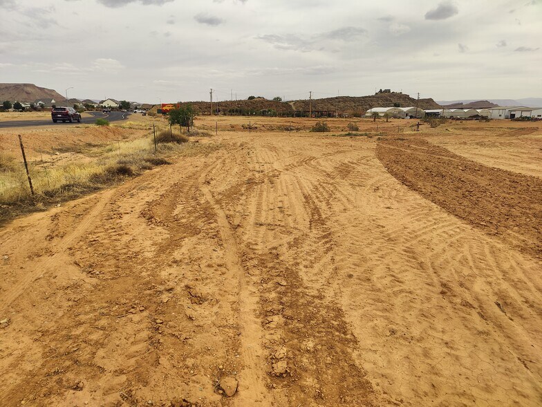 More Photos Of 4090 Washington Fields Road Blvd, Washington Land For Lease