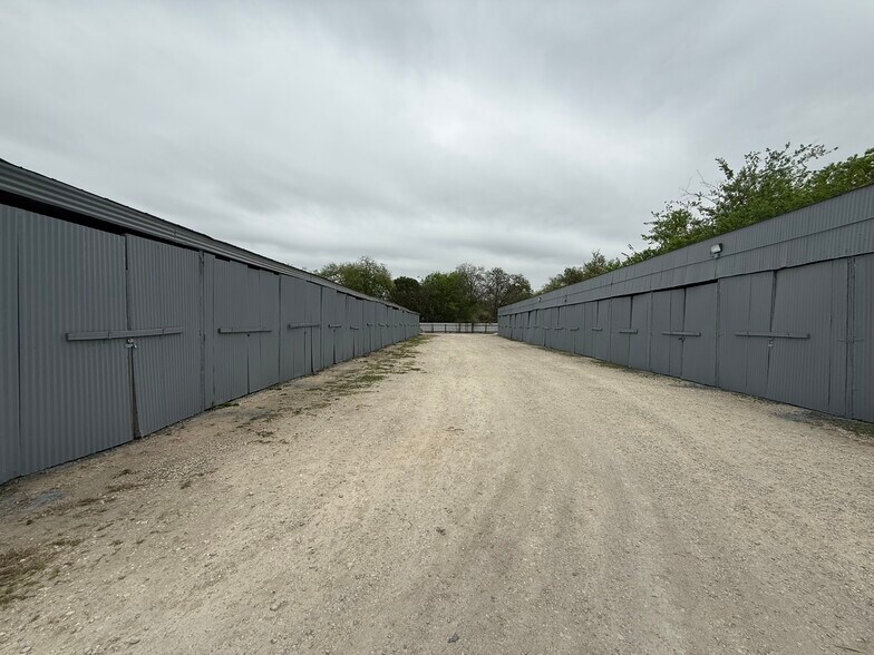 More Photos Of 4930 Callaghan Rd, San Antonio Self Storage For Sale