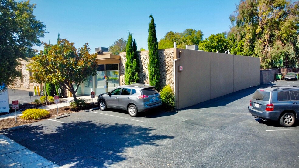 More Photos Of 797 San Antonio Rd, Palo Alto Office For Lease