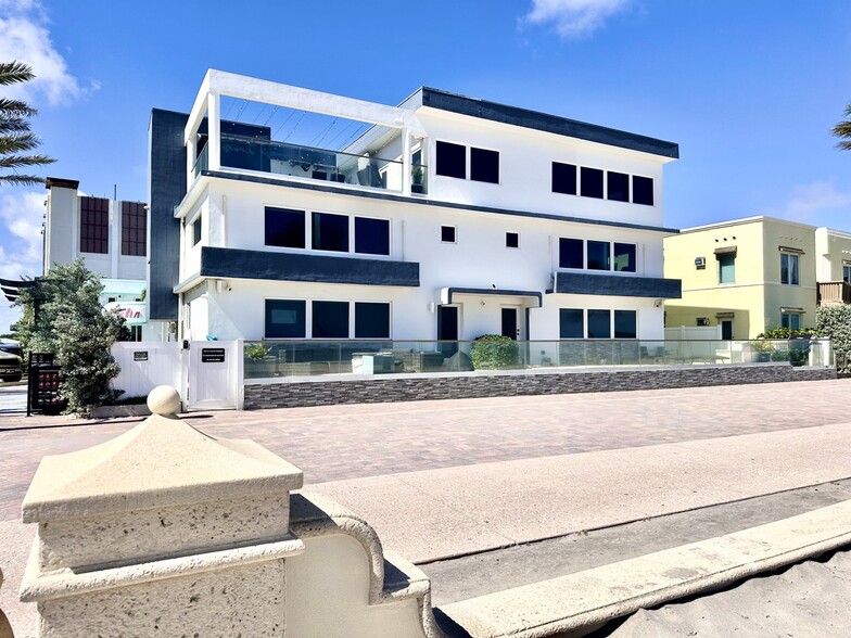 Primary Photo Of 2203 N Surf Rd, Hollywood Apartments For Sale