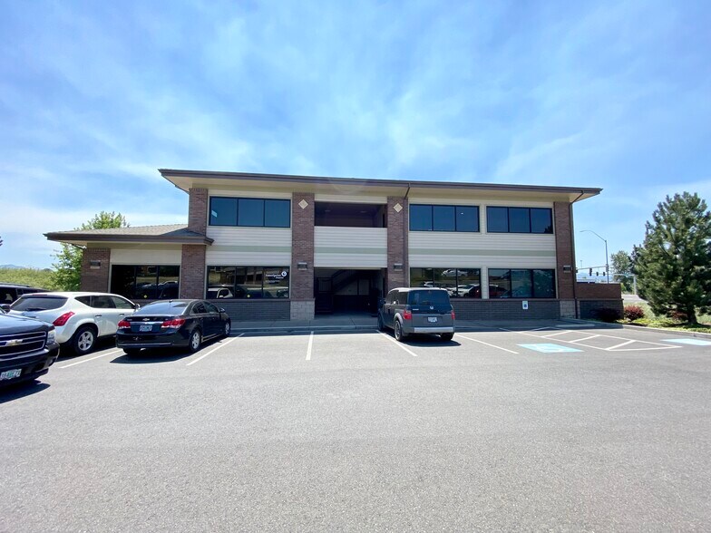 More Photos Of 3523 Arrowhead Dr, Medford Office For Lease