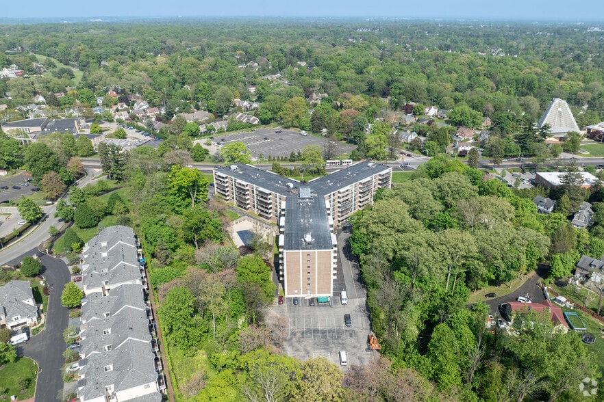 More Photos Of 8302 Old York Rd, Elkins Park Apartments For Sale