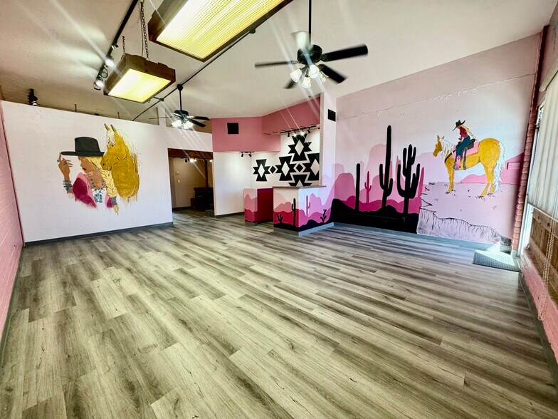 More Photos Of 11827 N Saguaro Blvd, Fountain Hills General Retail For Lease