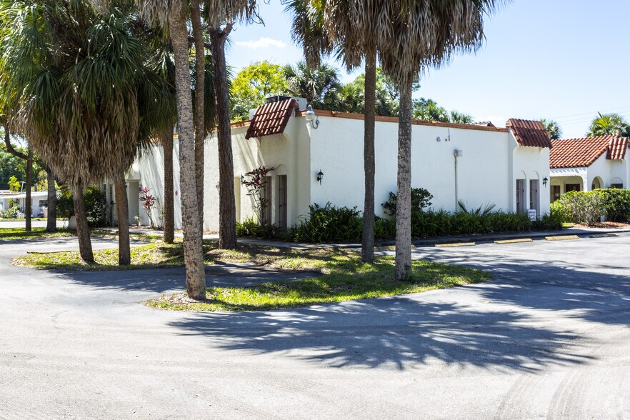 More Photos Of , North Fort Myers Office For Sale