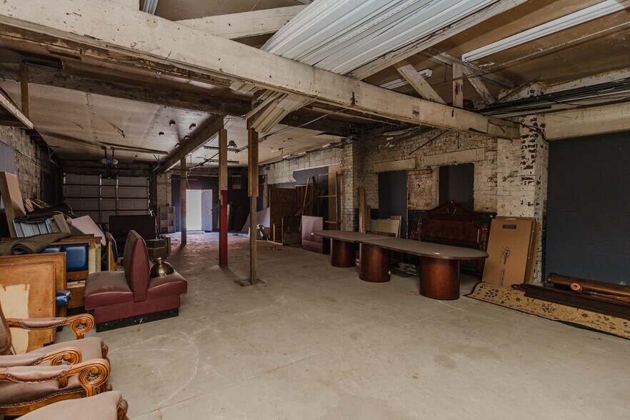 More Photos Of 470 N Seneca St, Wichita Warehouse For Sale