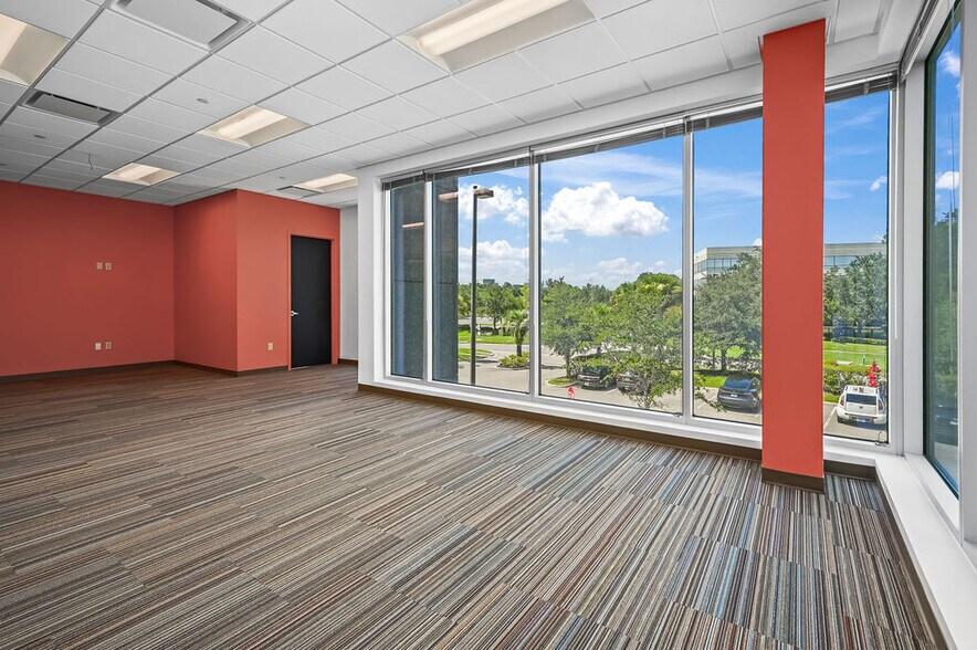 More Photos Of 12802 Science Dr, Orlando Office For Lease