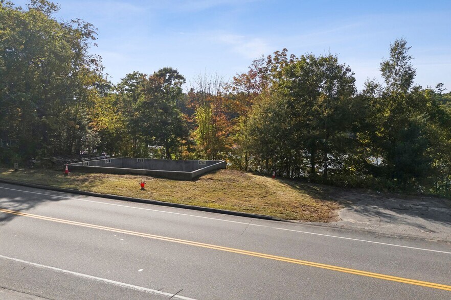 More Photos Of 646 Gurnet Rd, Brunswick Land For Sale