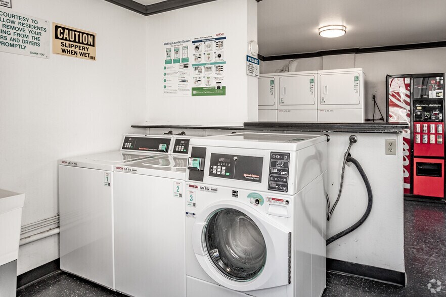 More Photos Of 140 S Highland Ave, Placentia Apartments For Sale