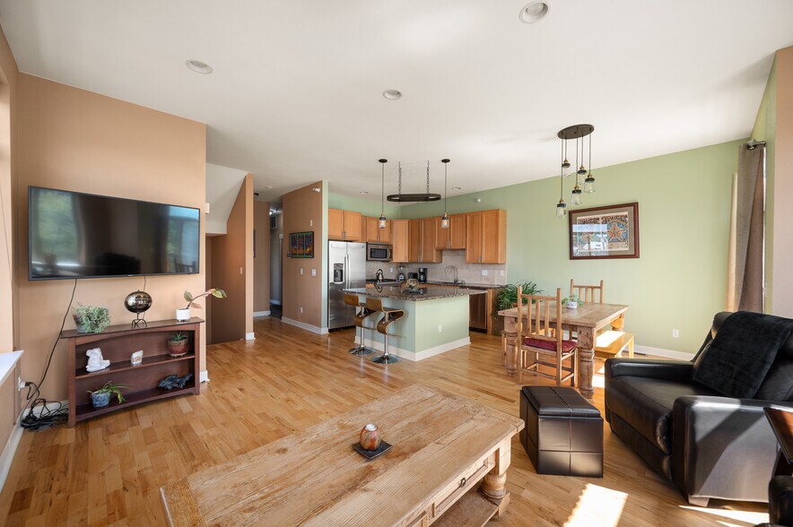 More Photos Of 2401-2405 E 28th Ave, Denver Office For Sale