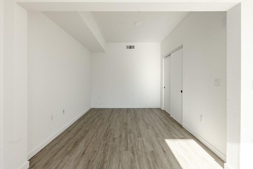 More Photos Of 1100 W Temple St, Los Angeles Apartments For Sale