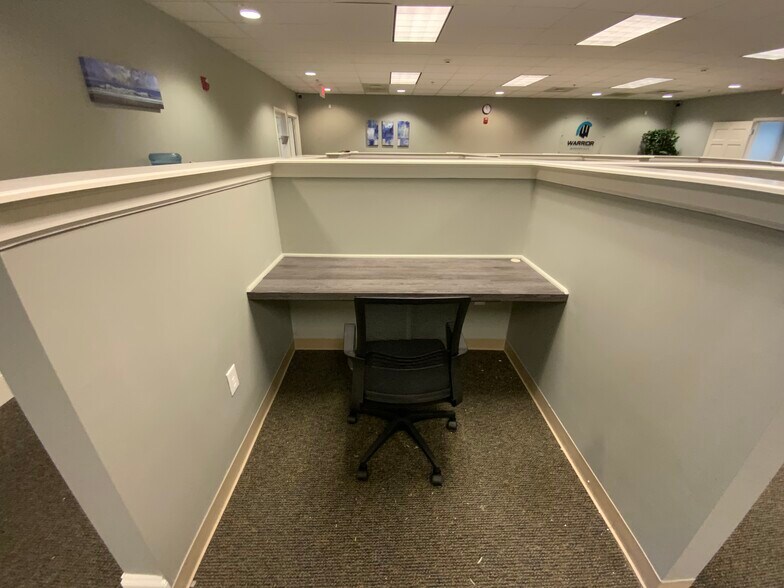 More Photos Of 13310 S Ridge Dr, Charlotte Medical For Lease