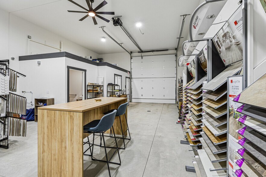 More Photos Of 407 Wengel dr, Reedsburg Light Manufacturing For Sale