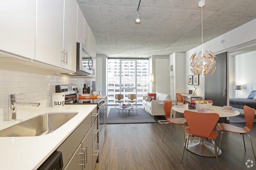 More Photos Of 215 W Lake St, Chicago Apartments For Lease