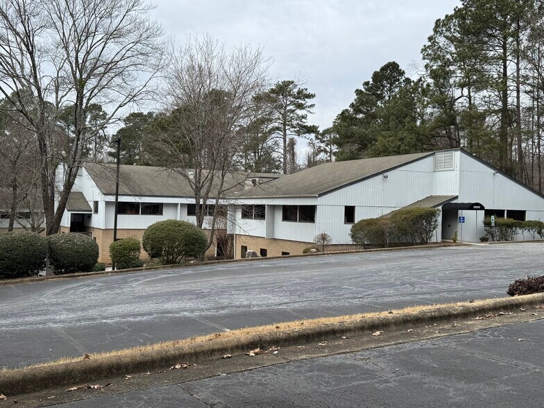 More Photos Of 4900 Waters Edge Dr, Raleigh Office For Sale