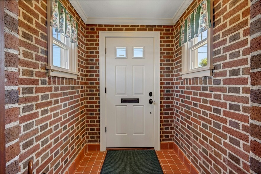 More Photos Of 225 Liberty St, Little Ferry Office For Sale