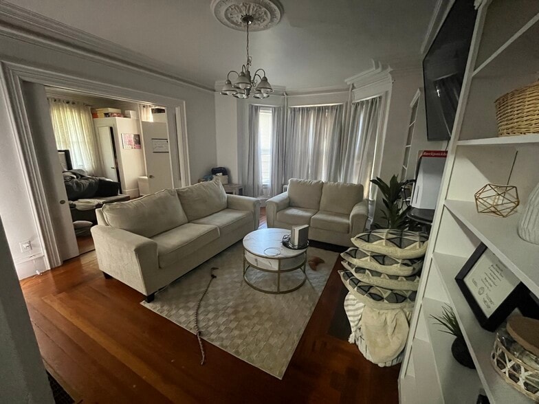 More Photos Of 16 Clinton St, Taunton Apartments For Sale