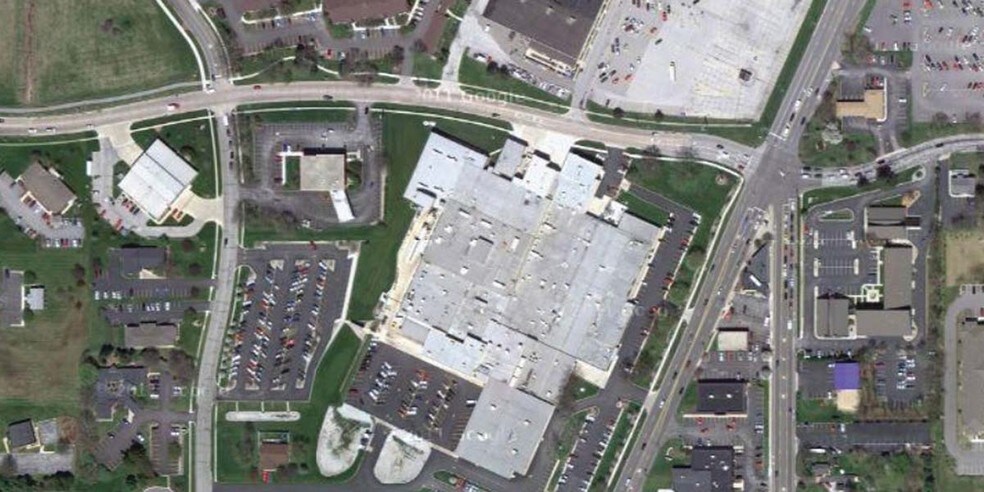 More Photos Of 808 Vale Park Rd, Valparaiso Bank For Sale