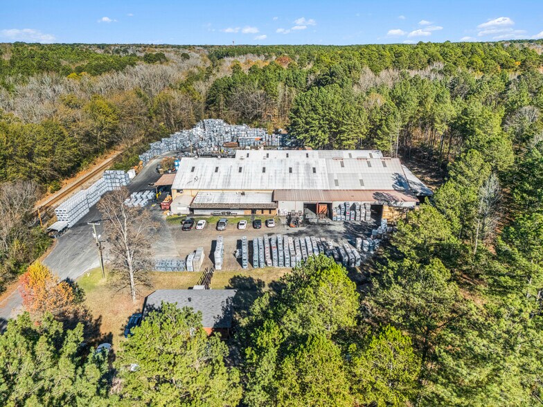 More Photos Of 508 Industrial Blvd, Atlanta Industrial For Sale