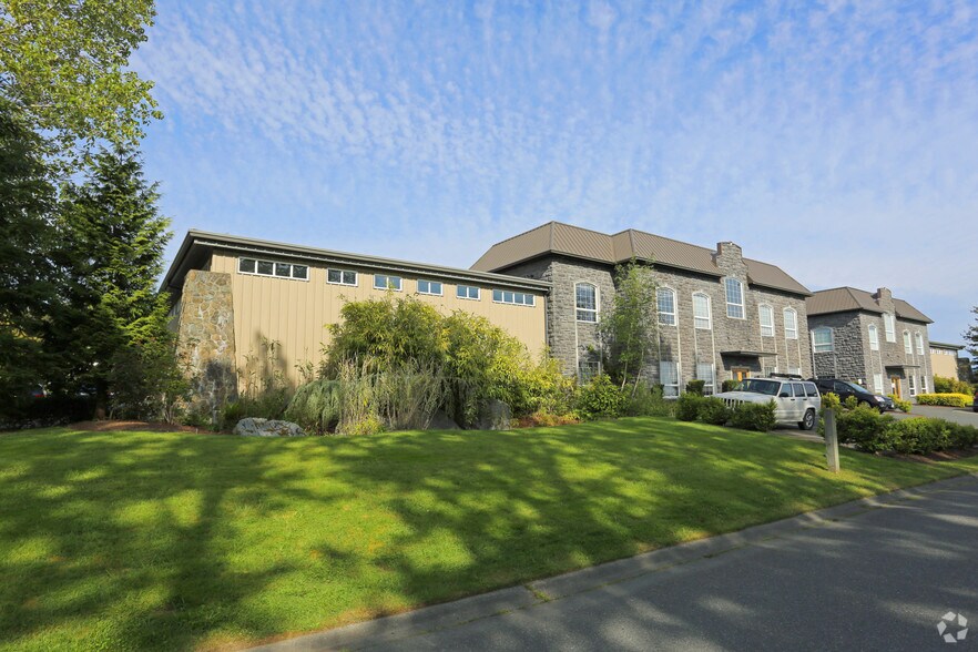 More Photos Of 6578 Bryn Rd, Central Saanich Service For Lease