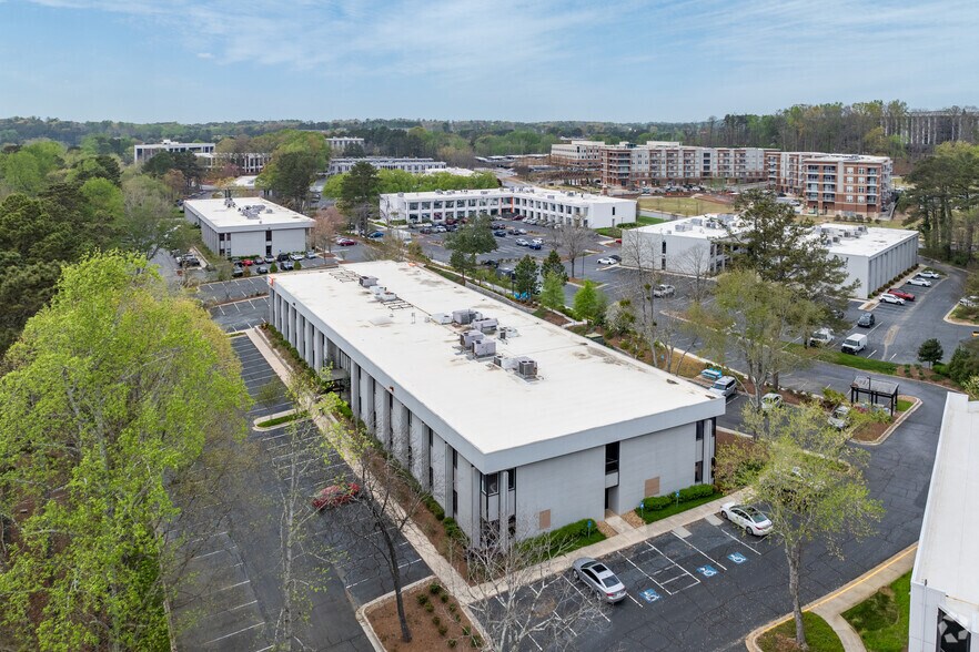 More Photos Of 2980 Brandywine Rd, Atlanta Office For Sale