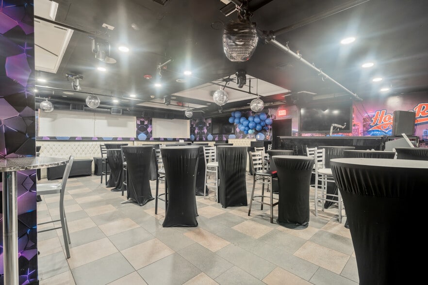 More Photos Of 1269 Massachusetts Ave, Dorchester Restaurant For Sale