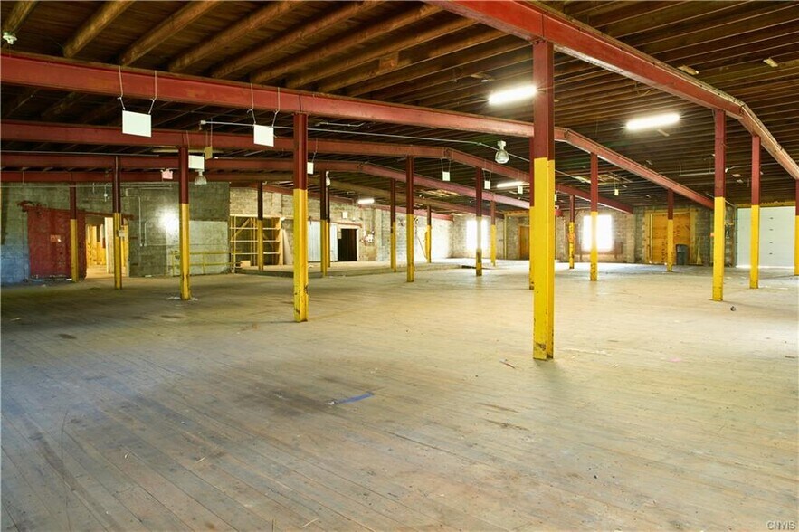 More Photos Of 10295 Storage Ave, North Rose Warehouse For Sale