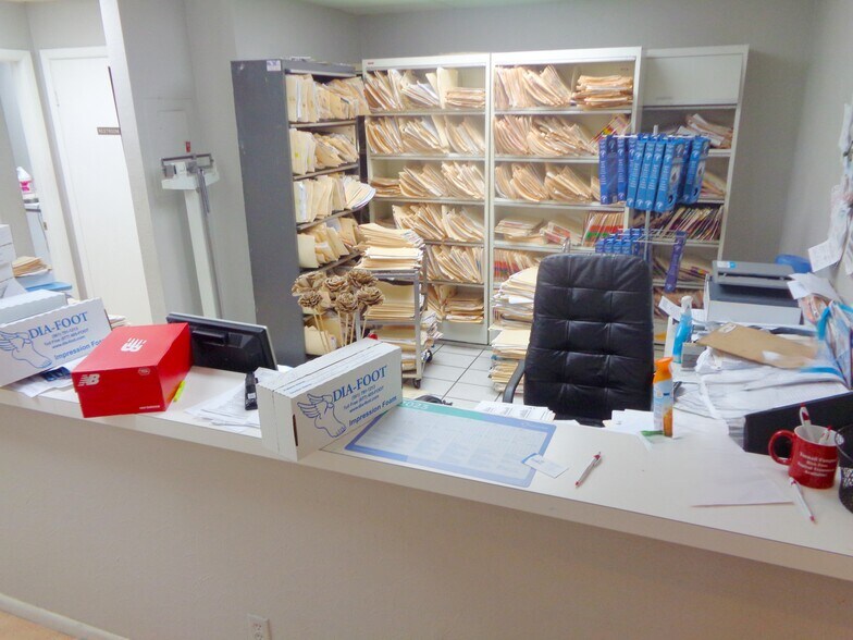 More Photos Of 7800 W Oakland Park Blvd, Sunrise Medical For Sale