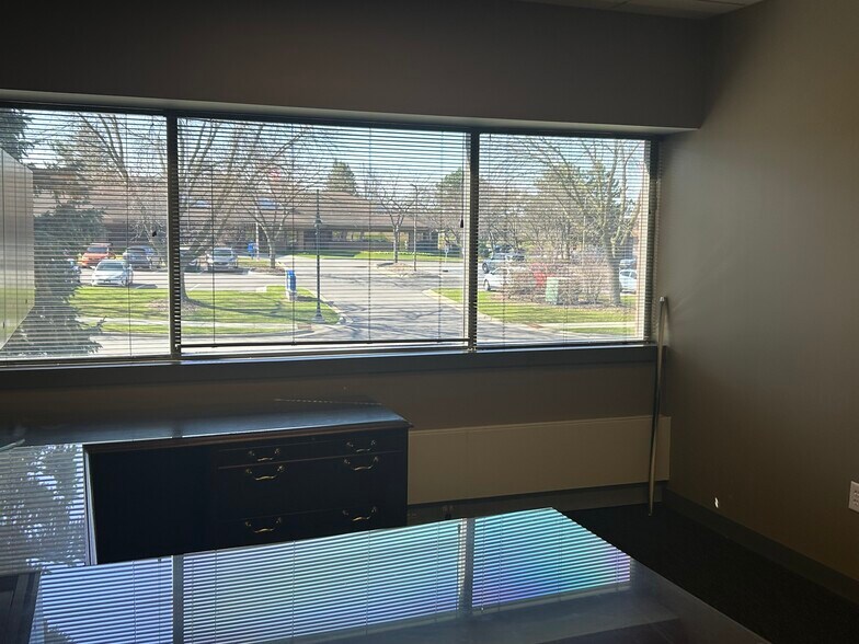 More Photos Of 5989 Tahoe Dr SE, Grand Rapids Medical For Sale