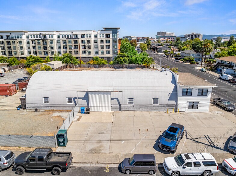 More Photos Of 65 Winslow St, Redwood City Warehouse For Sale