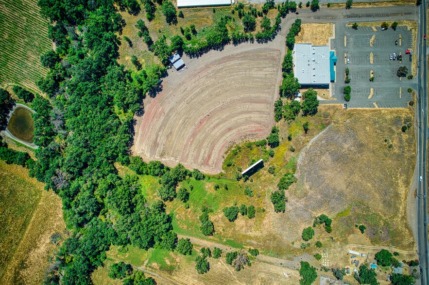 More Photos Of 52 Soda Bay Rd, Lakeport Movie Theatre For Sale