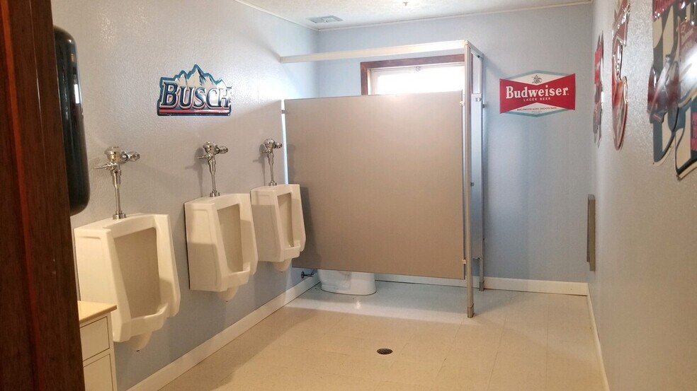 More Photos Of 26646 S 555 St, Fullerton Restaurant For Sale