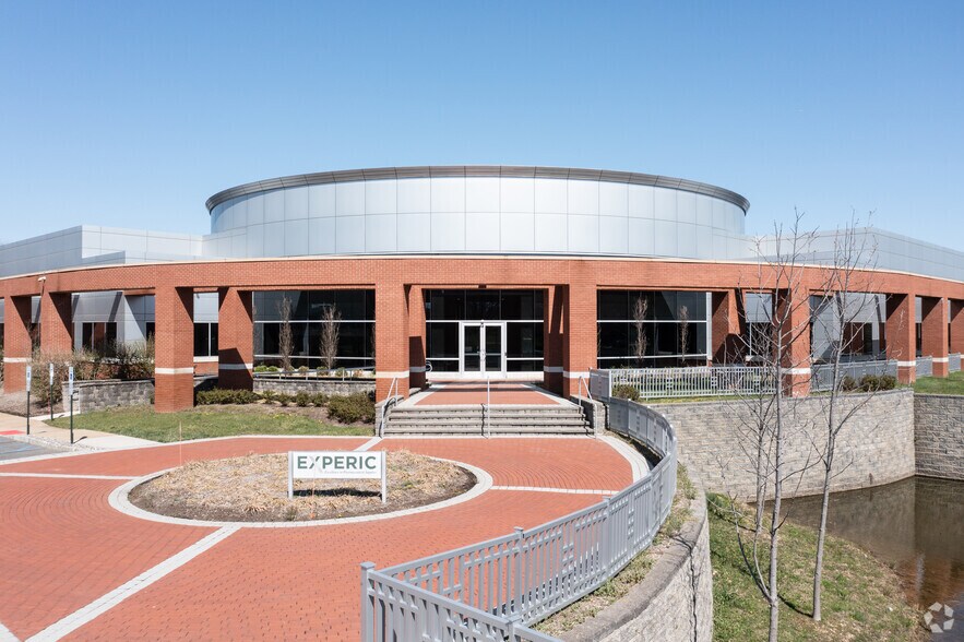 More Photos Of 2 Clarke Dr, Cranbury Research And Development For Lease