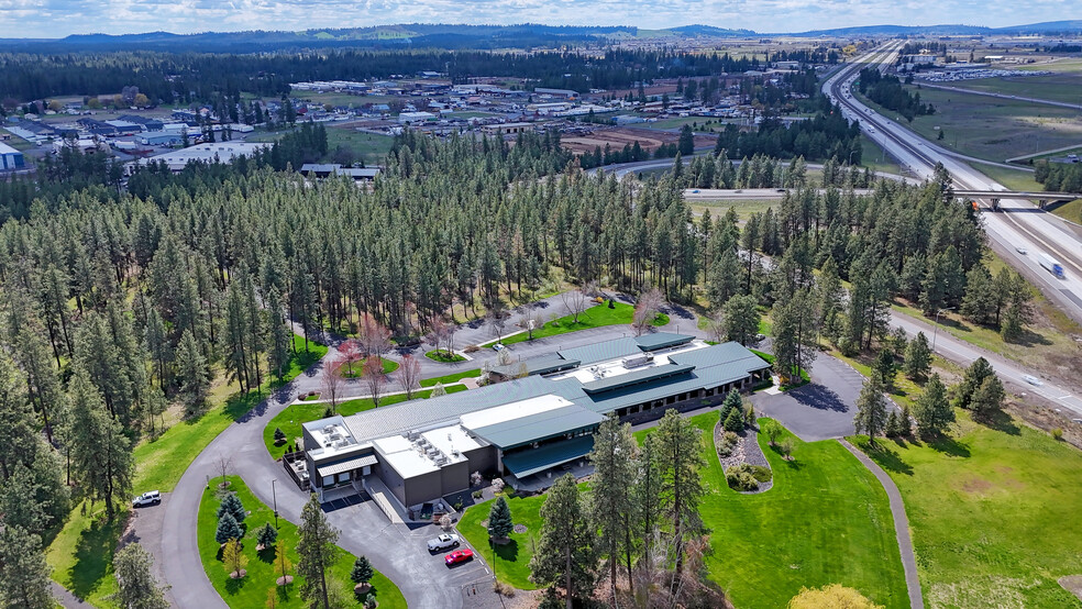 More Photos Of 3715 S Grove Rd, Spokane Industrial For Sale